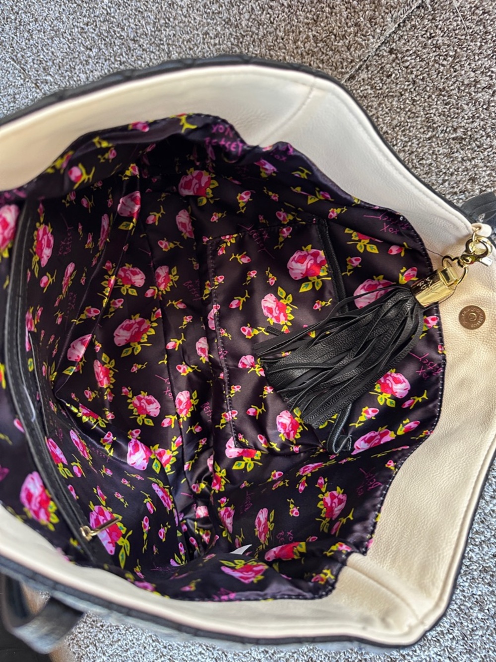 Betsey Johnson Black & Cream Heart Bow Tote - Picture 6 of 7